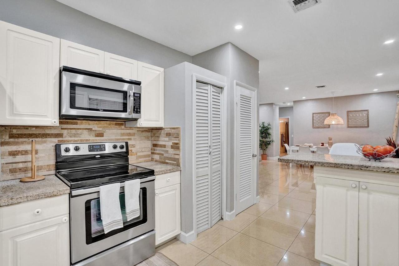 Luxury Rattan Getaway Villa Miami Eksteriør bilde